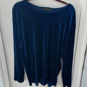 Vintage Made in Canada Women's Blue Textured Long Sleeve